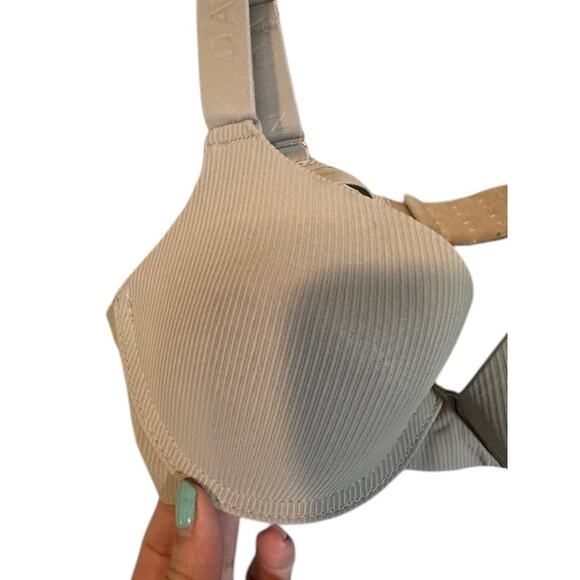 Danskin Intimates Beige Adjustable Strap Stretch Nylon Stretch Bra Women Sz 32B - Picture 3 of 8